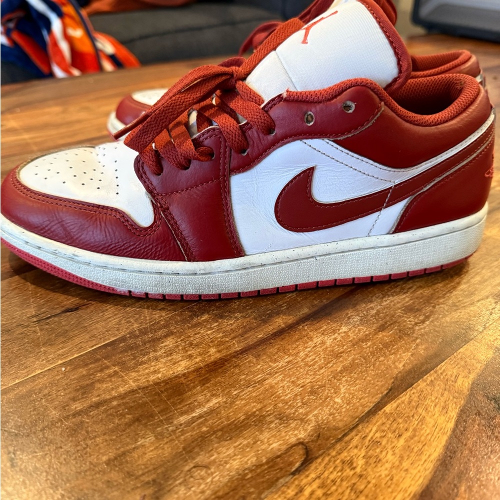 Jordan 1 low Dune Red Lobster size 9 mens